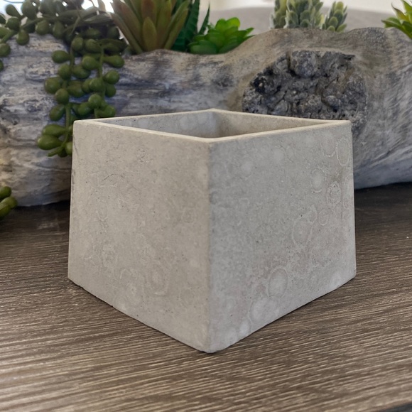 Industrial Modern handcrafted planters - Picture 4 of 9